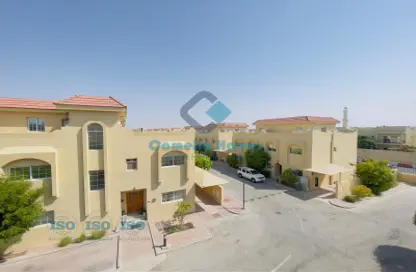 فيلا - 3 غرف نوم - 4 حمامات للايجار في الوعب - الوعب - الدوحة