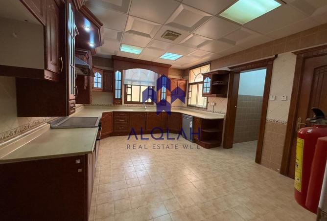 930716 - Property Image 3