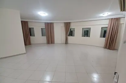 شقة - 2 غرف نوم - 3 حمامات للايجار في 28  نجمة - شارع ابن درهم - نجمة - الدوحة