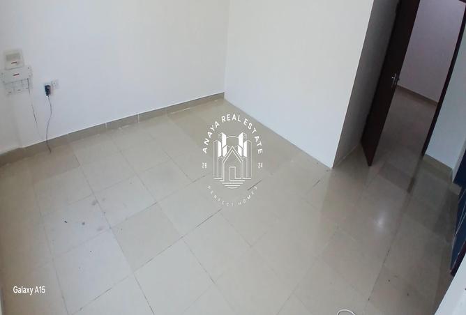 975942 - Property Image 3