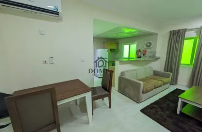Apartment - 1 Bedroom - 1 Bathroom for rent in Umm Ghwailina Comm - Umm Ghuwalina - Umm Ghuwailina - Doha