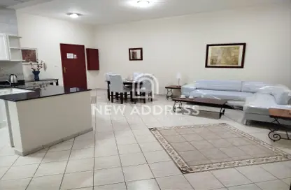 Apartment - 1 Bedroom - 2 Bathrooms for rent in Al Thani Commercial building - Musheireb - Musheireb - Doha