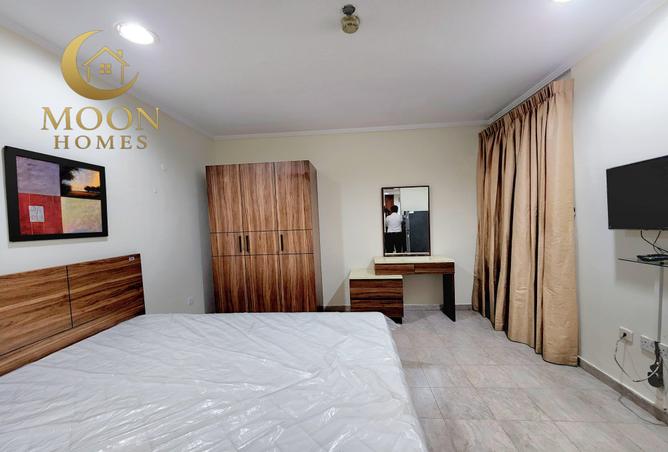 975482 - Property Image 2