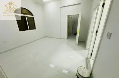 شقة - غرفة نوم - 1 حمام للايجار في اللقطة - اللقطة - الدوحة