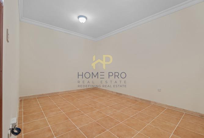 862608 - Property Image 3