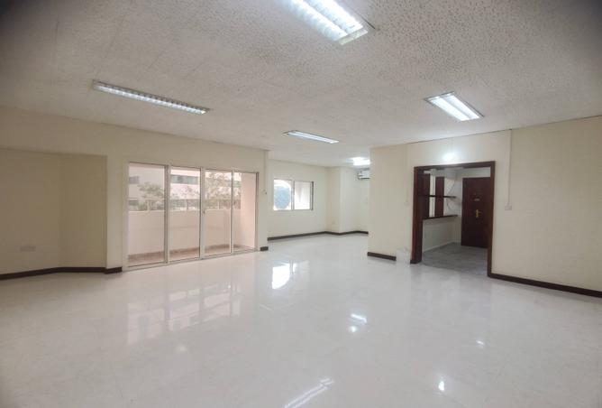 984183 - Property Image 2