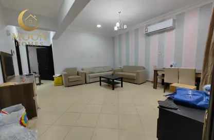 Apartment - 2 Bedrooms - 2 Bathrooms for rent in Al Mansoura - Al Mansoura - Doha