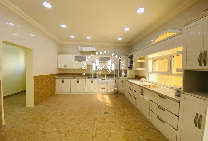 976863 - Property Image 3