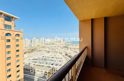 Apartment - 2 Bedrooms - 4 Bathrooms for rent in West Porto Drive - Porto Arabia - The Pearl Island - Doha