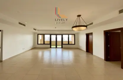 Apartment - 3 Bedrooms - 4 Bathrooms for rent in East Porto Drive - Porto Arabia - The Pearl Island - Doha