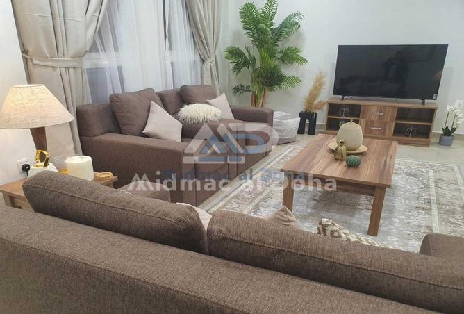942165 - Property Image 2