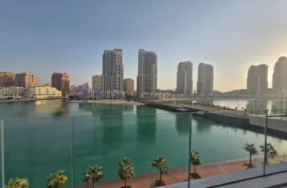Apartment - 1 Bedroom - 2 Bathrooms for rent in Gewan Island - The Pearl Island - Doha