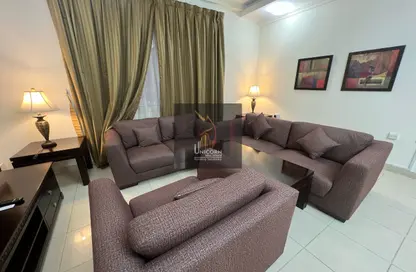 Apartment - 2 Bedrooms - 3 Bathrooms for rent in Al Sadd Road - Al Sadd - Doha