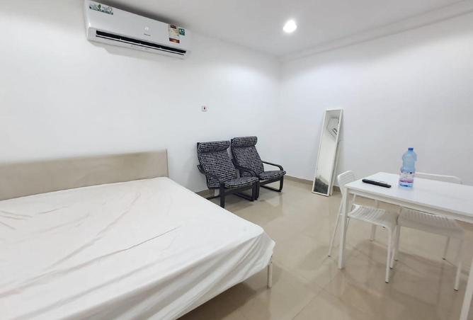 955686 - Property Main Image