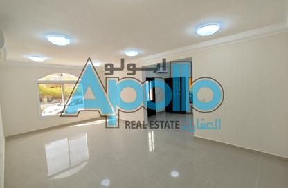 فيلا - 3 غرف نوم - 3 حمامات للايجار في الثمامة - الثمامة - الدوحة