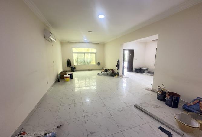 1005207 - Property Image 2