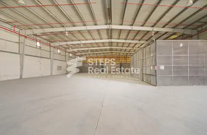 Warehouse - Studio - 1 Bathroom for rent in Industrial Area 4 - Industrial Area - Industrial Area - Doha