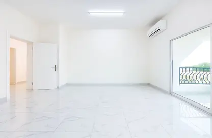 Apartment - 2 Bedrooms - 1 Bathroom for rent in RASTEC 24 - Al Kinana Street - Al Sadd - Doha