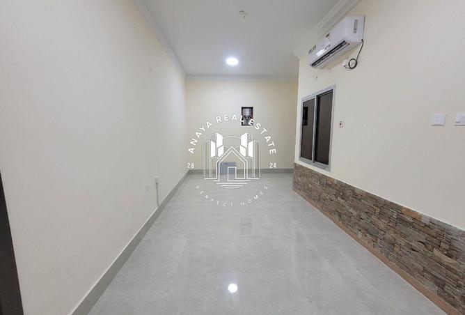 968669 - Property Image 2