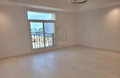 Empty Room image for: Apartment - 1 Bedroom - 2 Bathrooms for sale in Fox Hills - Fox Hills - Lusail, Image 1