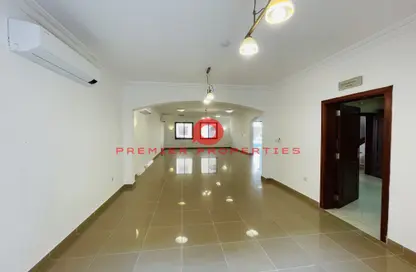 Empty Room image for: Villa - 6 Bedrooms - 7 Bathrooms for rent in Al Waab Street - Al Waab - Doha, Image 1