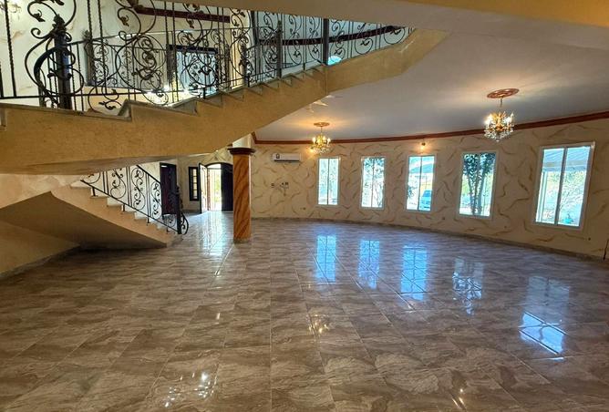 976275 - Property Image 3