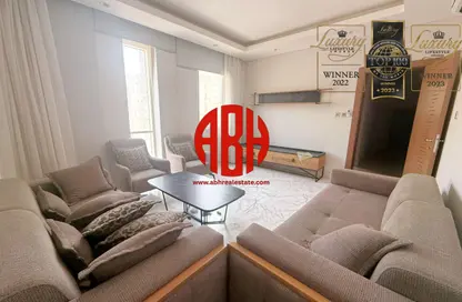 Apartment - 2 Bedrooms - 2 Bathrooms for rent in Anas Street - Fereej Bin Mahmoud North - Fereej Bin Mahmoud - Doha