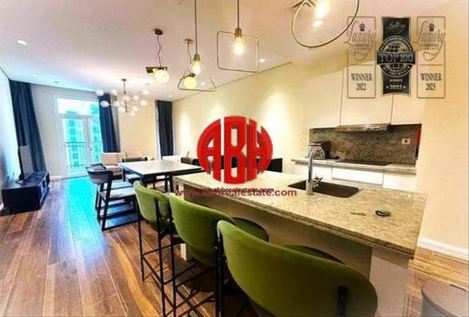 988527 - Property Main Image