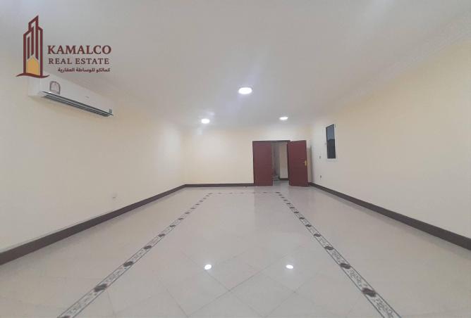 954057 - Property Image 2