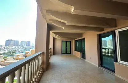 شقة - 2 غرف نوم - 3 حمامات للايجار في طريق بورتو الشرقي - بورتو أرابيا - جزيرة اللؤلؤة - الدوحة