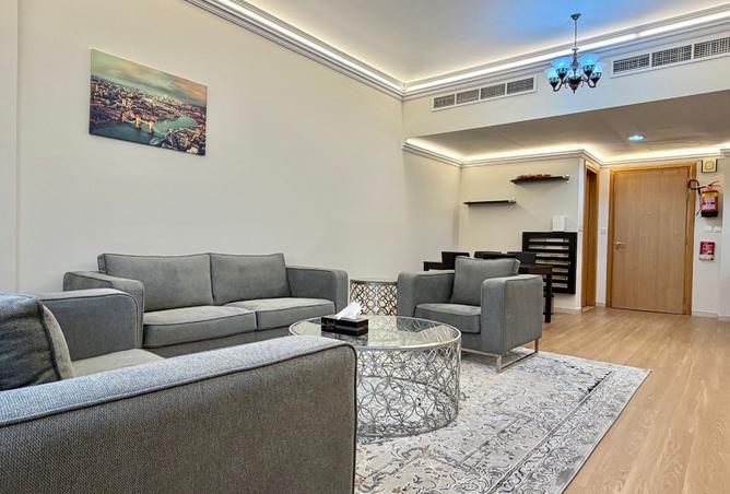 989189 - Property Main Image