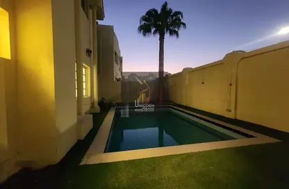 Compound - 4 Bedrooms - 4 Bathrooms for rent in New Salata - Salata - Doha