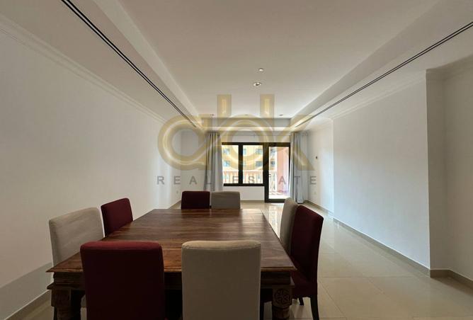 864404 - Property Image 3