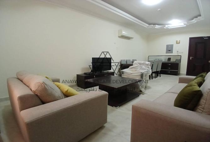 933057 - Property Image 2