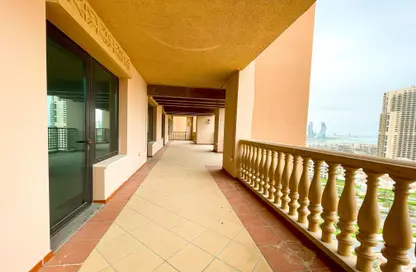 Apartment - 4 Bedrooms - 4 Bathrooms for rent in Porto Arabia - The Pearl Island - Doha