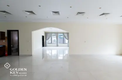 Villa - 3 Bedrooms - 5 Bathrooms for rent in West Bay Lagoon Villas - West Bay Lagoon - West Bay Lagoon - Doha Villa - 3 Bedrooms - 5 Bathrooms for rent in West Bay Lagoon Villas - West Bay Lagoon - West Bay Lagoon - Doha