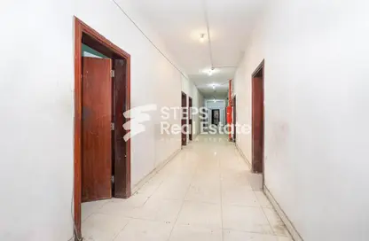 Labor Camp - Studio for rent in Industrial Area 5 - Industrial Area - Industrial Area - Doha