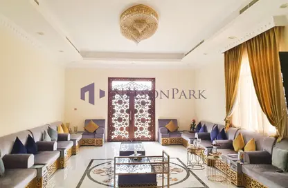 Villa - 7 Bedrooms - 7+ Bathrooms for sale in Onaiza - Onaiza - Doha