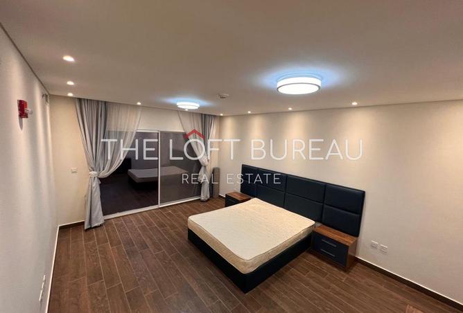 904596 - Property Image 3