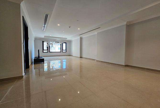 935598 - Property Main Image