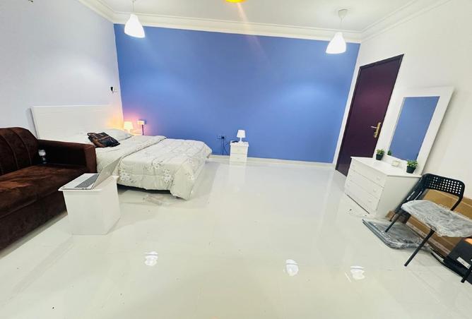 973504 - Property Image 3