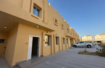 Villa - 4 Bedrooms - 3 Bathrooms for rent in Umm Salal Mahammad - Umm Salal Mohammed - Doha