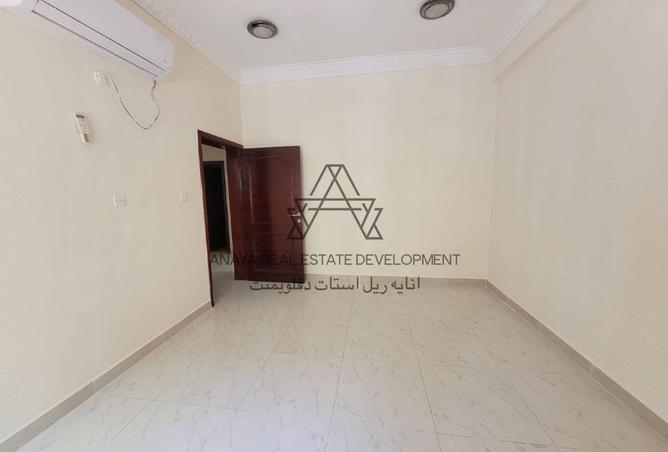 940041 - Property Image 3