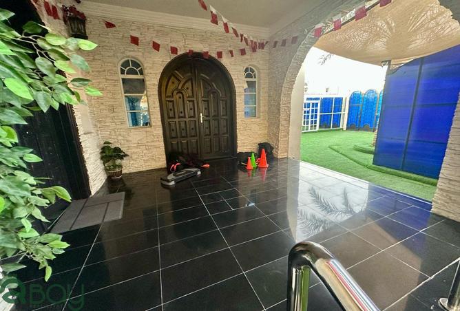 978175 - Property Image 2