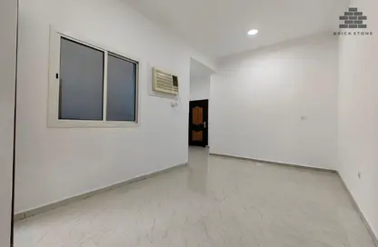Apartment - 2 Bedrooms - 1 Bathroom for rent in Old Airport Road - Old Airport Road - Doha