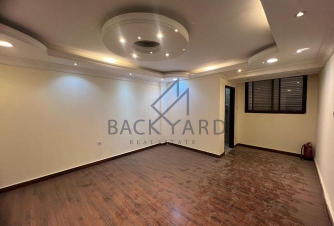 998696 - Property Image 2