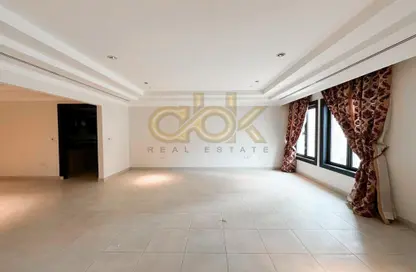 Apartment - 3 Bedrooms - 4 Bathrooms for sale in East Porto Drive - Porto Arabia - The Pearl Island - Doha