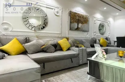 Apartment - 2 Bedrooms - 2 Bathrooms for sale in Porto Arabia - The Pearl Island - Doha