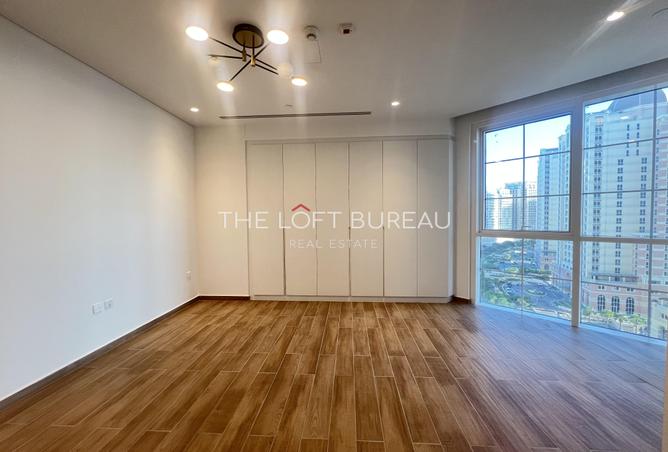 937427 - Property Image 2