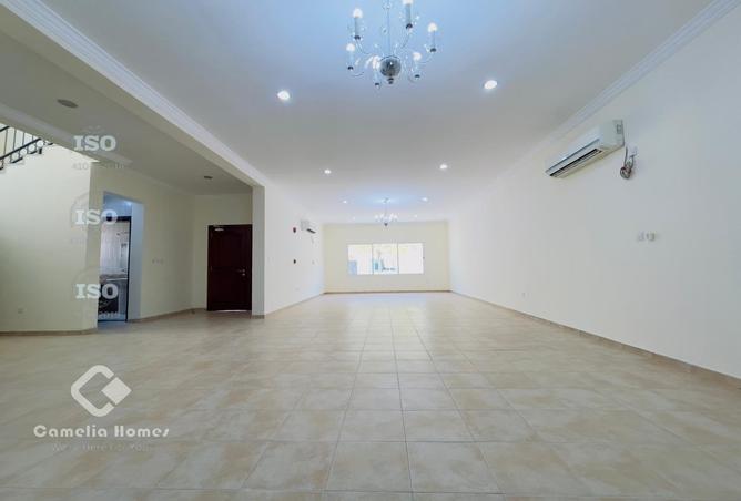 937758 - Property Image 3